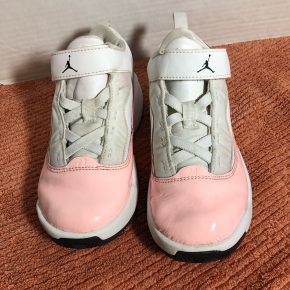 Nike Air Jordan Max Aura CN8095-116 Size 12C - Picture 4 of 8